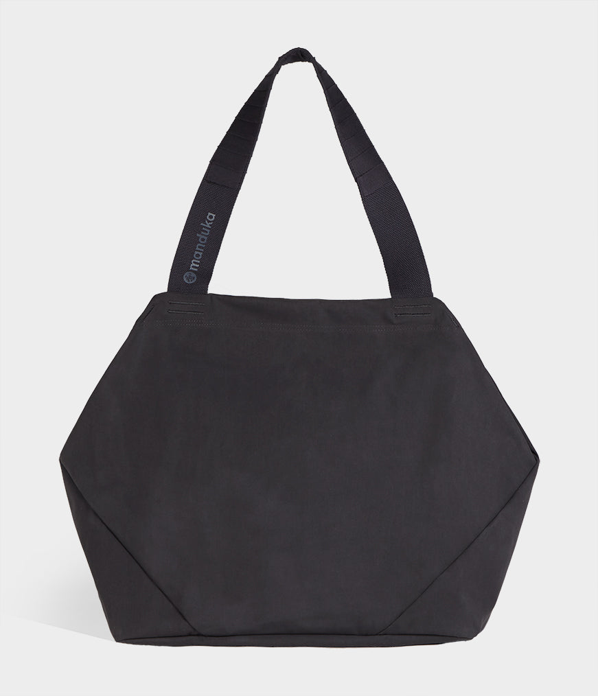 372013795-Props-KOSHA-CARRYALL-PHANTOM-01.jpg
