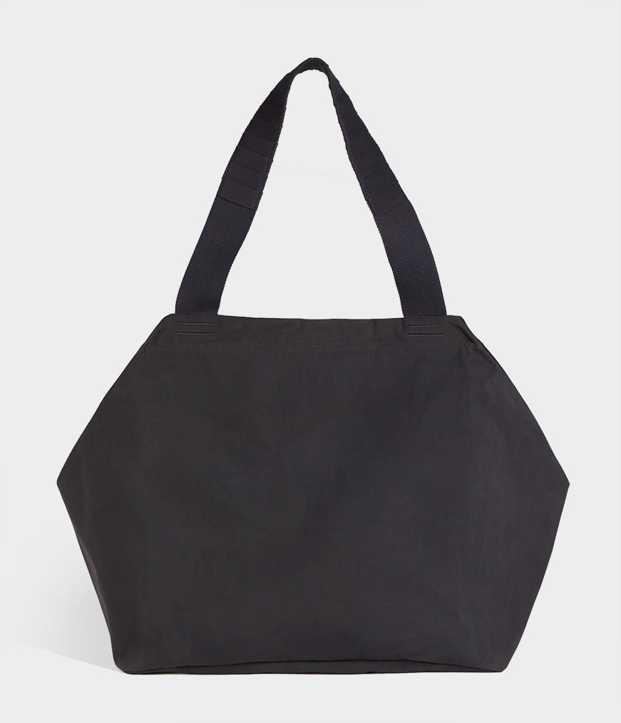 372013795-Props-KOSHA-CARRYALL-PHANTOM-02.jpg