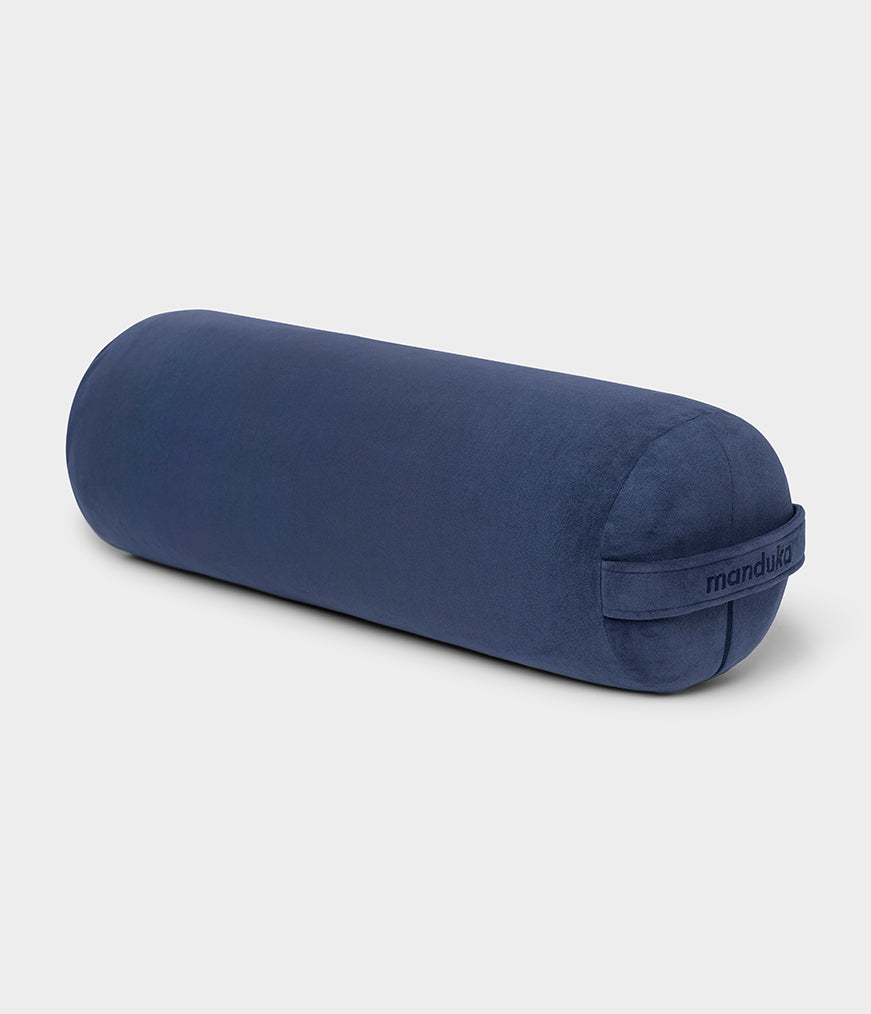 43301A030-Props-BOLSTERS-ROUND-MIDNIGHT-01.jpg