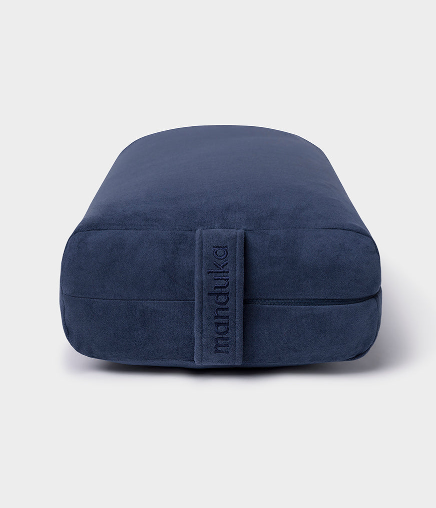 Bolster_Rectangular_Midnight_02.jpg